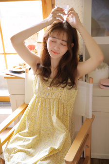 中国美女撒尿网站